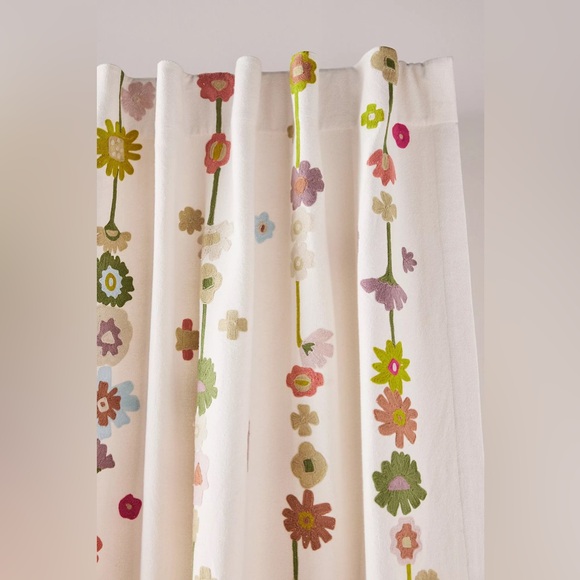New Amthropologie Embroidered Cotton Abstract Floral Curtain